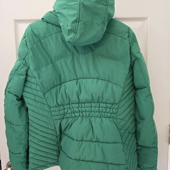 Tommy Hilfiger Women's Green Puffer Jacket - Picture 16 of 16